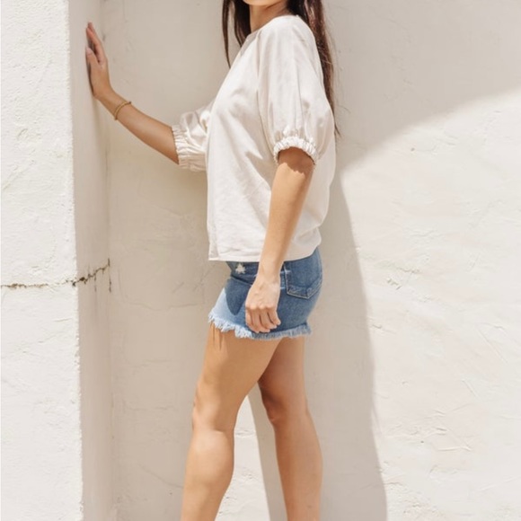 Ivory Linen Top - Picture 3 of 3